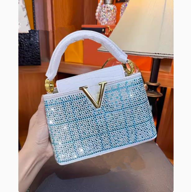 Luxury Bags Entry - European and American High-end Diamond-encrusted Handbag