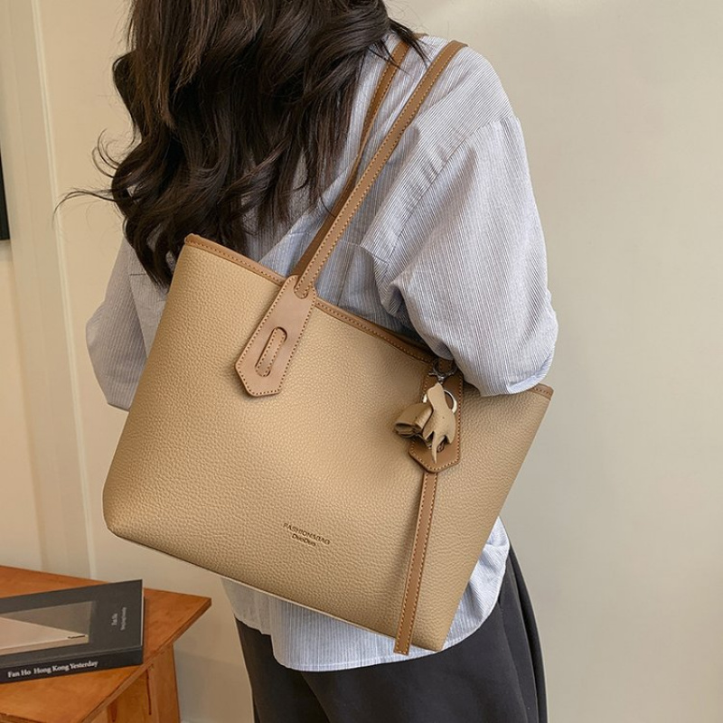 Luxury Bags Must Have - Trendy Must-Have Designer Diaper Bag For