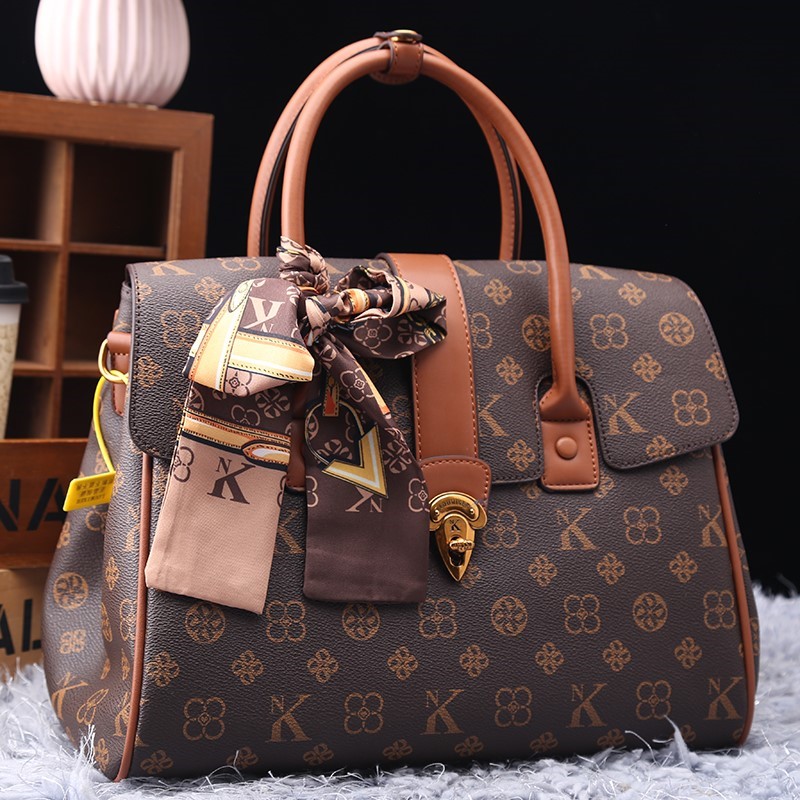 Light luxury brand women's bag - Luxury Bags Store review and price